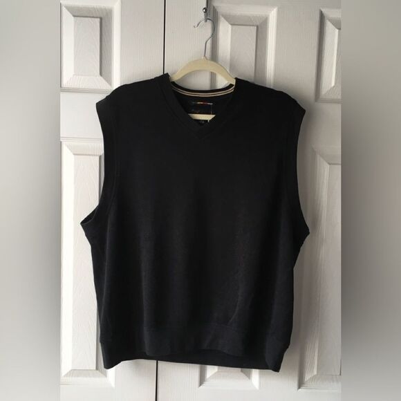 Greg Norman Other - Greg Norman V Neck Pullover Sweater Vest, Size Medium,Black